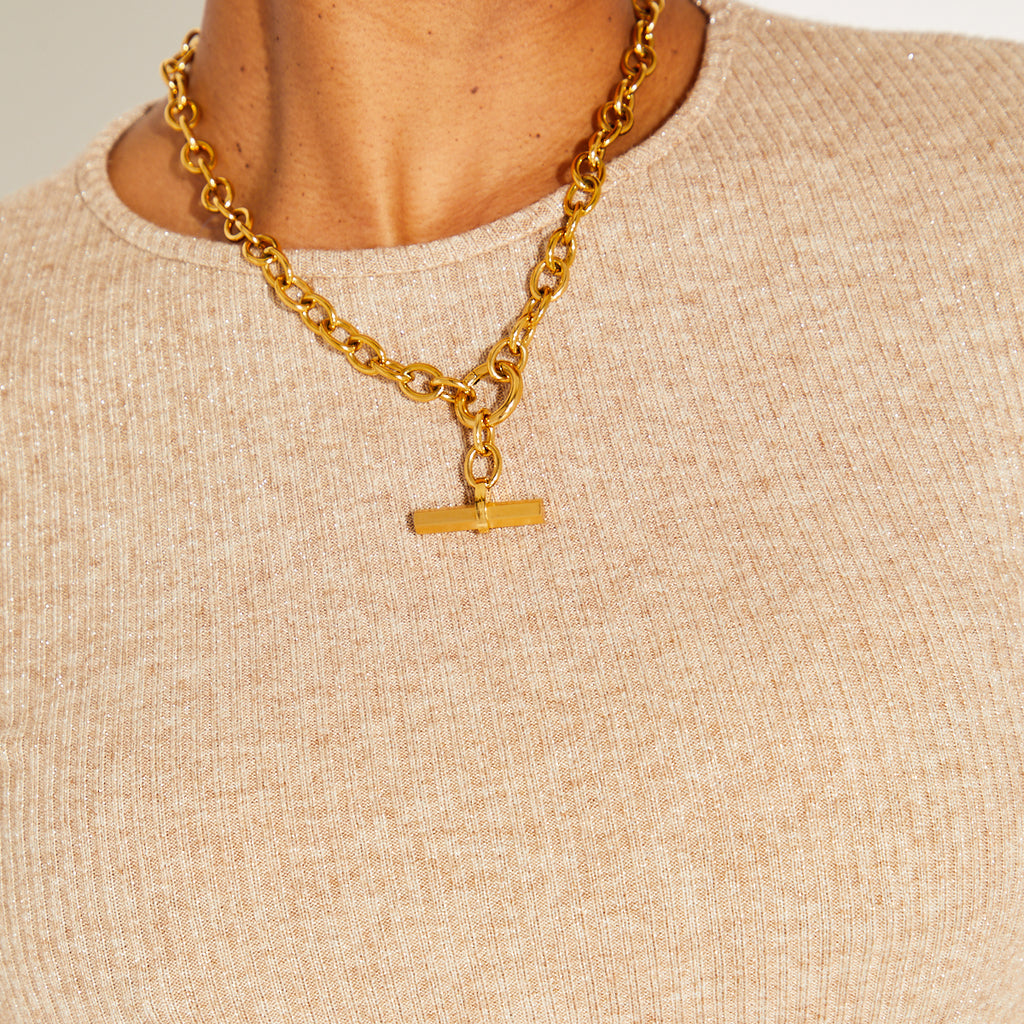 Chunky T bar Necklace Gold